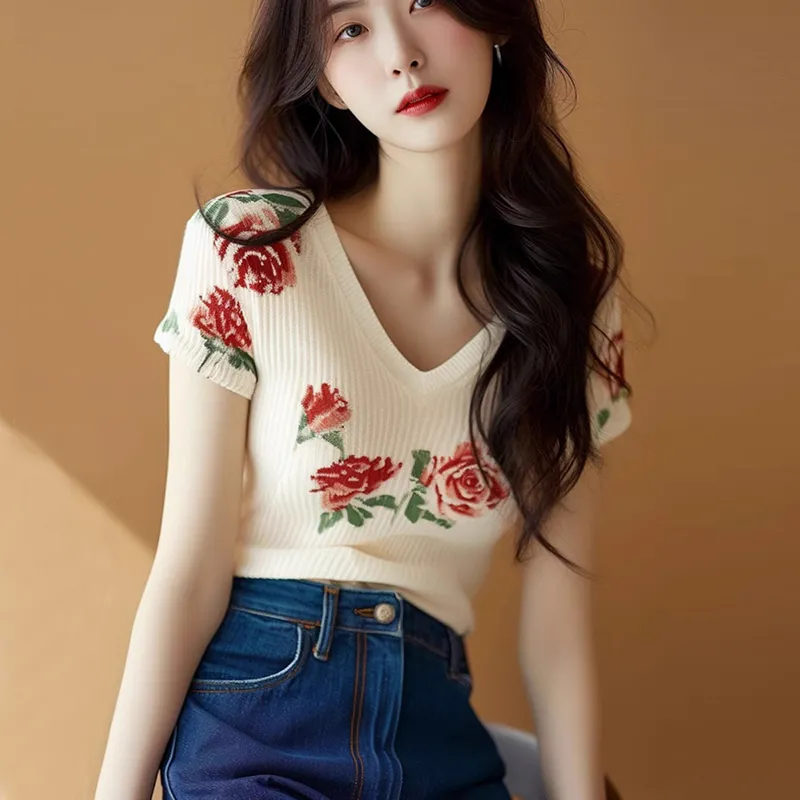 Blusa Feminina Bege de Tricô c - Embroidery Rose avaliação e preço