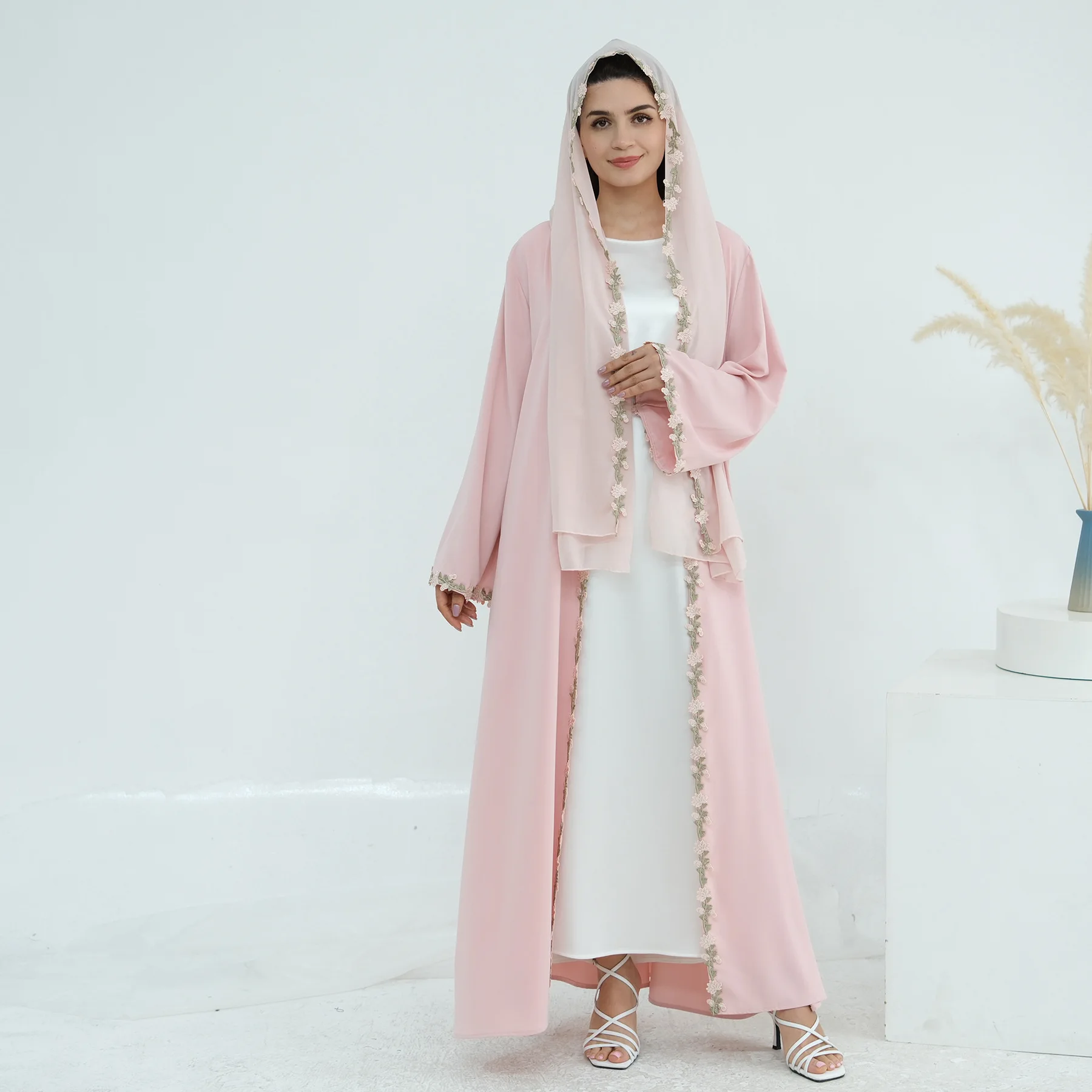 Nova Abaya Dubai Open, Vestido - Embroidery Kebaya avaliação e preço